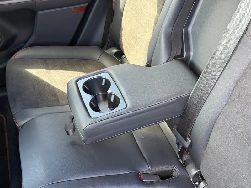 Photo de la voiture FORD KUGA 2.0 TDCi 120 S&S 4x2 Powershift ST-Line