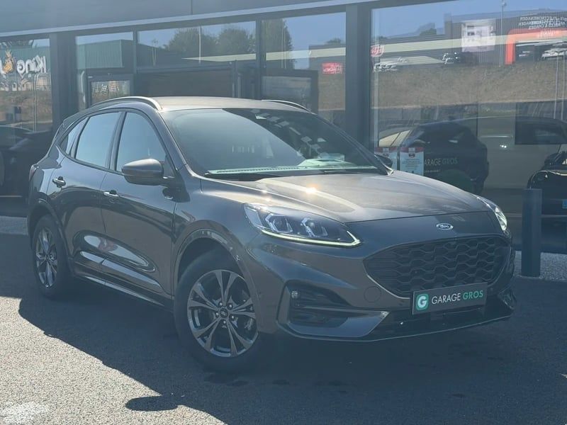 Photo de la voiture FORD KUGA 2.0 TDCi 120 S&S 4x2 Powershift ST-Line