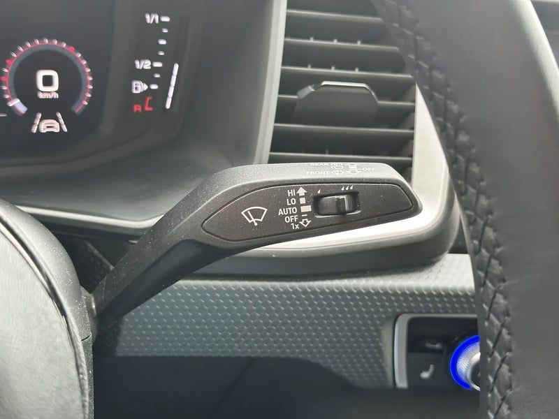 Photo de la voiture AUDI A1 SPORTBACK 25 TFSI 95 ch BVM5 S Line
