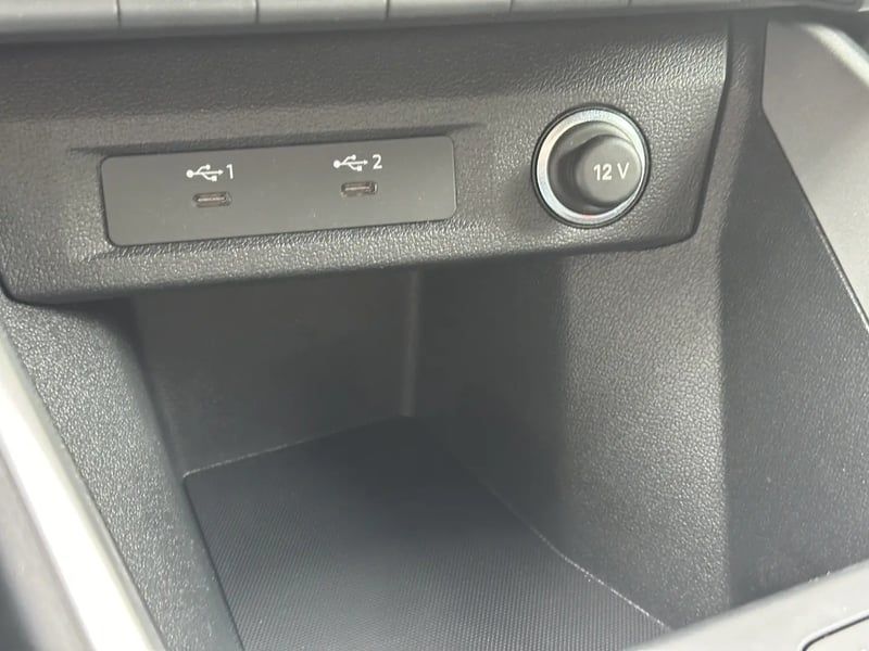 Photo de la voiture AUDI A1 SPORTBACK 25 TFSI 95 ch BVM5 S Line