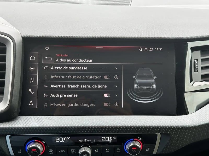 Photo de la voiture AUDI A1 SPORTBACK 25 TFSI 95 ch BVM5 S Line