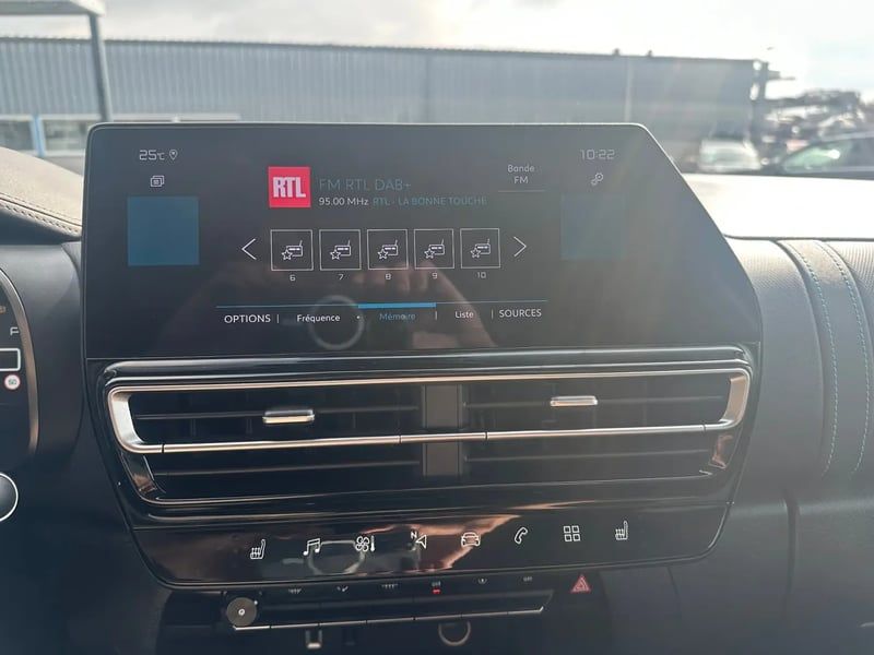 Photo de la voiture CITROEN C5 AIRCROSS Hybride 145 e-DCS6 Max