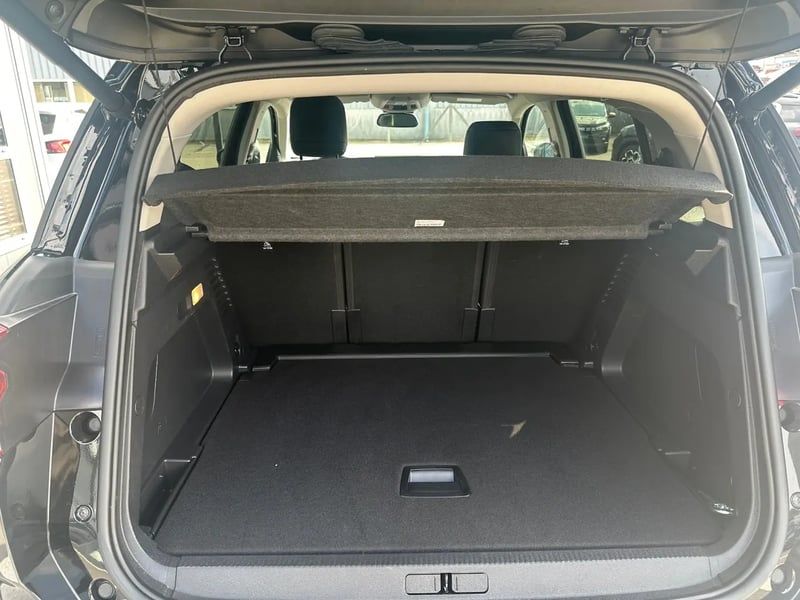 Photo de la voiture CITROEN C5 AIRCROSS Hybride 145 e-DCS6 Max