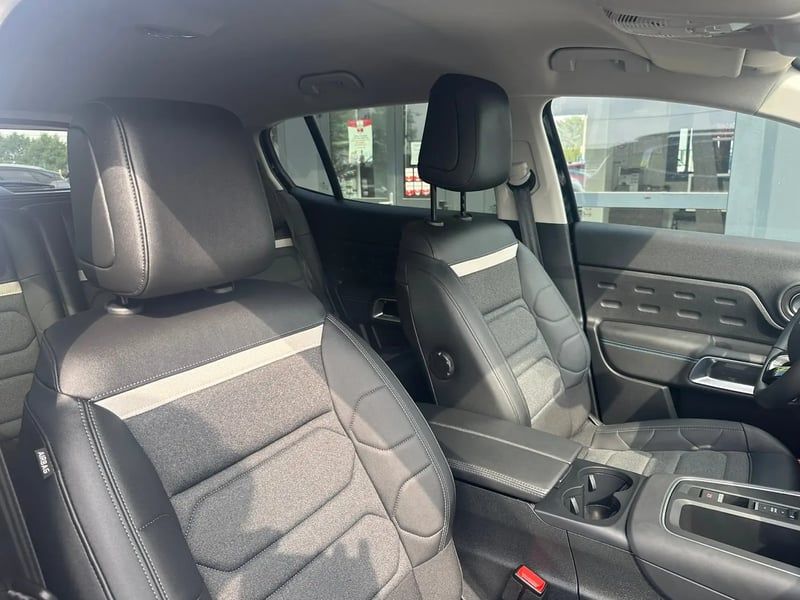 Photo de la voiture CITROEN C5 AIRCROSS Hybride 145 e-DCS6 Max