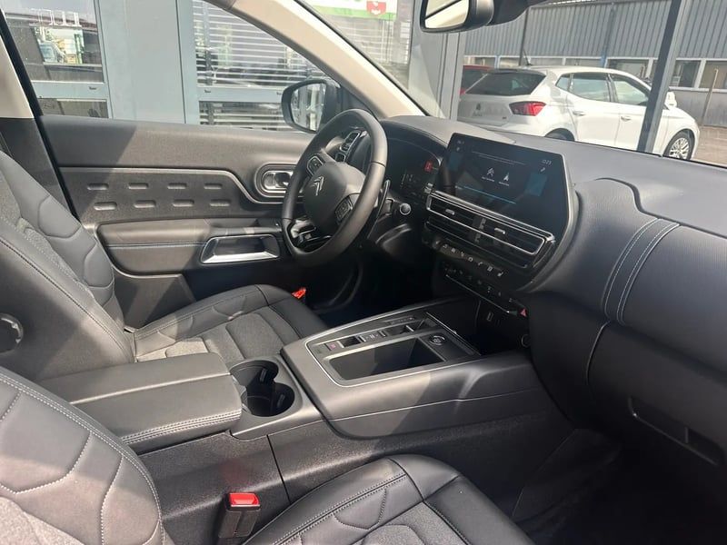 Photo de la voiture CITROEN C5 AIRCROSS Hybride 145 e-DCS6 Max