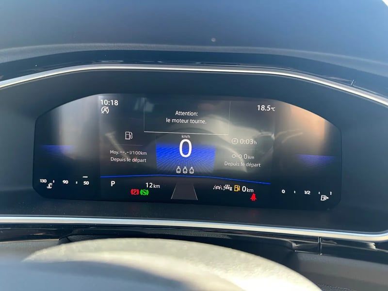 Photo de la voiture VOLKSWAGEN T-ROC 1.5 TSI EVO2 150 Start/Stop DSG7 R-Line Edition