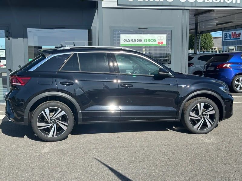 Photo de la voiture VOLKSWAGEN T-ROC 1.5 TSI EVO2 150 Start/Stop DSG7 R-Line Edition