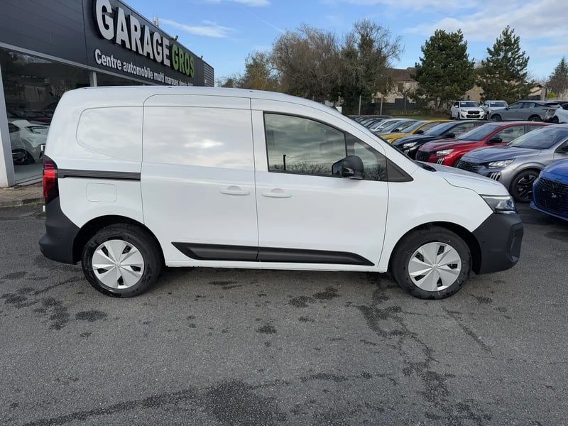 Photo de la voiture NISSAN TOWNSTAR FOURGON ELECTRIQUE EV FOURGON L1 45KWH CHARGEUR 22KW GSR2B N-CONNECTA
