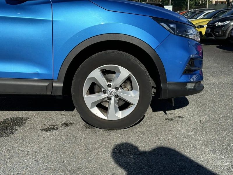 Photo de la voiture NISSAN QASHQAI 1.2 DIG-T 115 Acenta