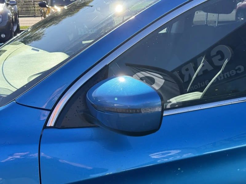 Photo de la voiture NISSAN QASHQAI 1.2 DIG-T 115 Acenta