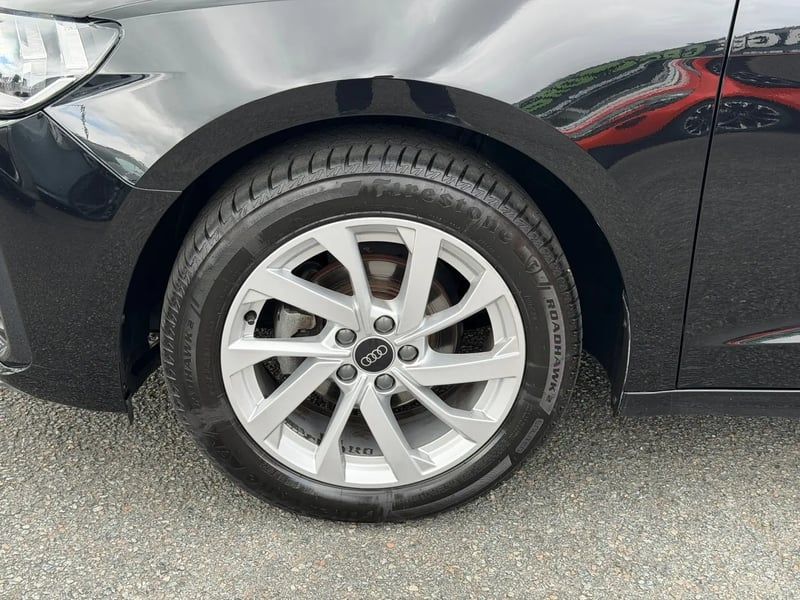 Photo de la voiture AUDI A1 SPORTBACK 25 TFSI 95 ch BVM5