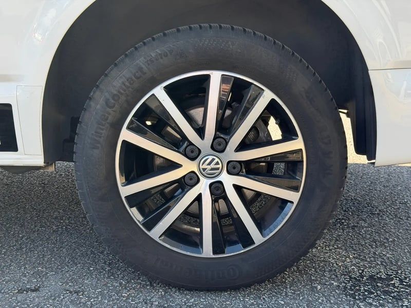 Photo de la voiture VOLKSWAGEN MULTIVAN 2.0 TDI 150 DSG7 Edition 30