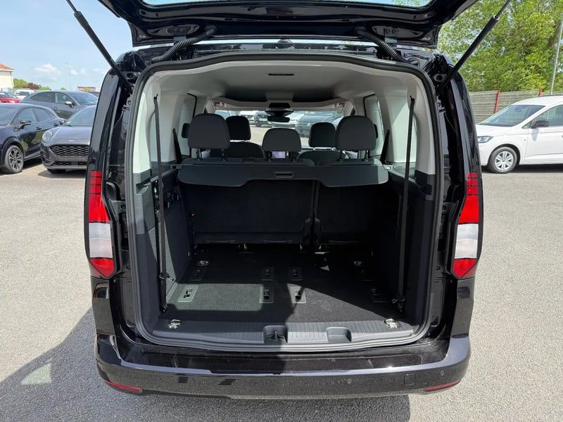 Photo de la voiture VOLKSWAGEN CADDY 2.0 TDI 102 BVM6