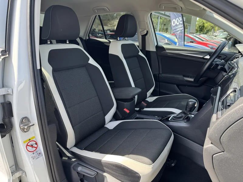 Photo de la voiture VOLKSWAGEN T-ROC 2.0 TDI 150 Start/Stop DSG7 Carat