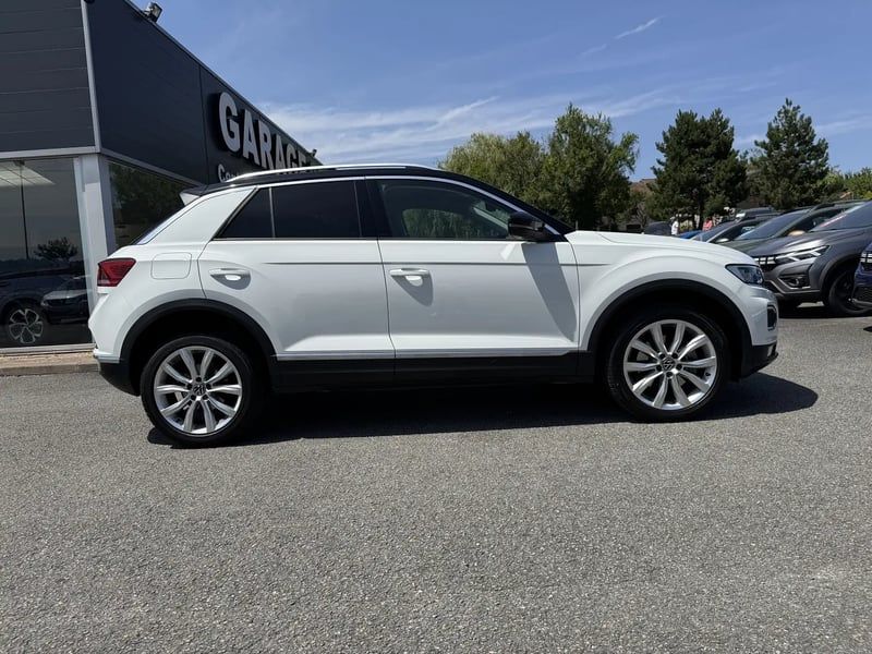 Photo de la voiture VOLKSWAGEN T-ROC 2.0 TDI 150 Start/Stop DSG7 Carat