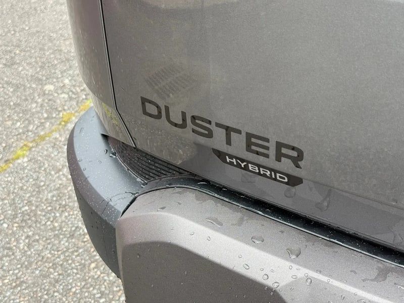 Photo de la voiture DACIA DUSTER Hybrid-G 150 4x4 Expression