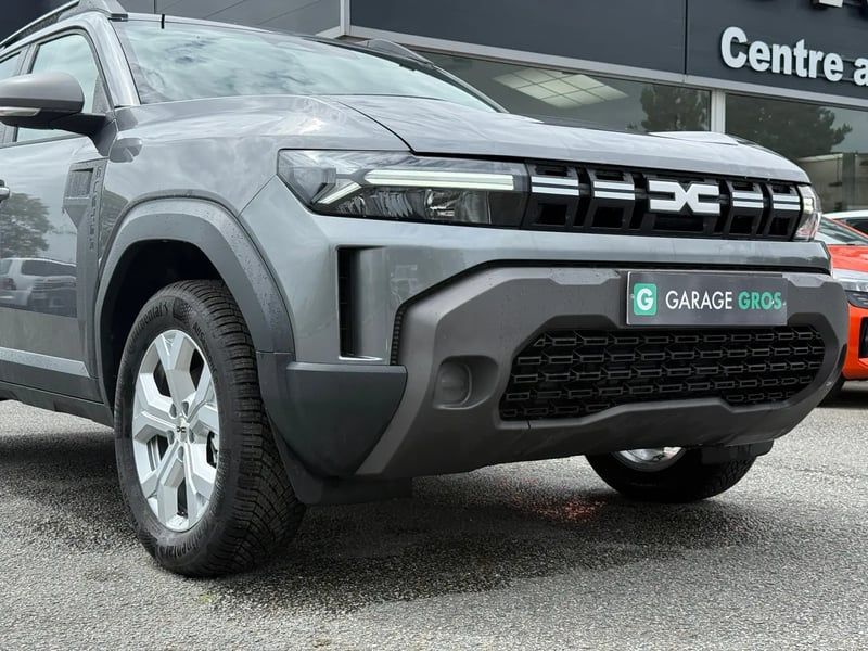 Photo de la voiture DACIA DUSTER Hybrid-G 150 4x4 Expression