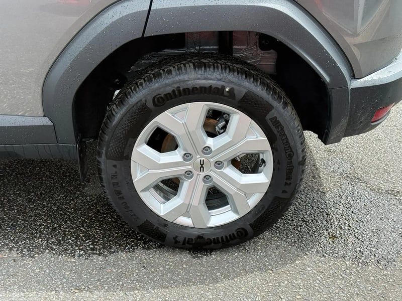 Photo de la voiture DACIA DUSTER Hybrid-G 150 4x4 Expression
