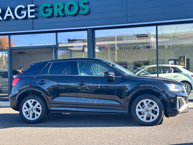 Photo de la voiture AUDI Q2 35 TFSI 150 S tronic 7 S line