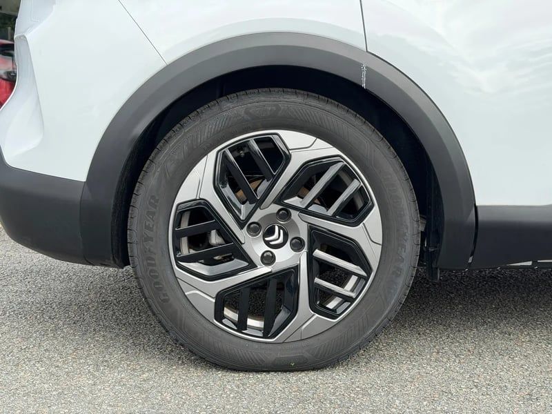 Photo de la voiture CITROEN E-C4 136 ch autonomie standard  Automatique Plus