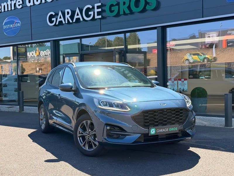 Photo de la voiture FORD KUGA 1.5 TDCi 120 S&S 4x2 Powershift ST-Line