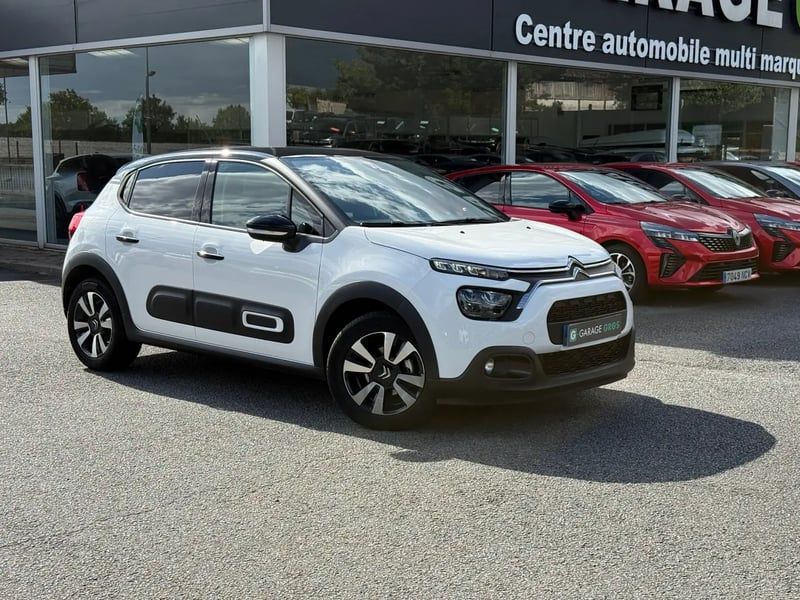 Photo de la voiture CITROEN C3 PureTech 110 S&S EAT6 Shine