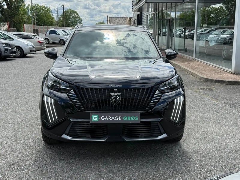 Photo de la voiture PEUGEOT 2008 Hybrid 145 e-DCS6 GT
