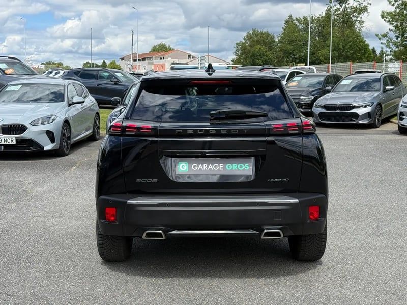 Photo de la voiture PEUGEOT 2008 Hybrid 145 e-DCS6 GT