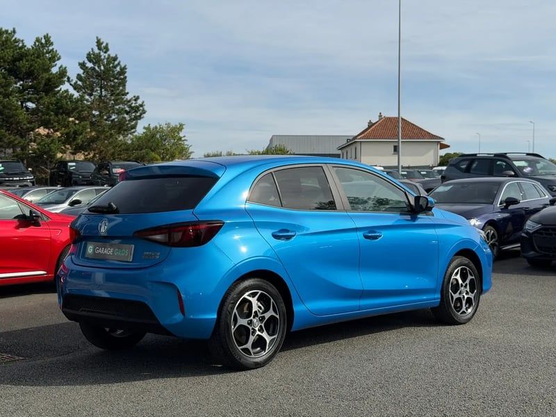 Photo de la voiture MG MG3 1.5 L Hybrid+ 195 ch Luxury