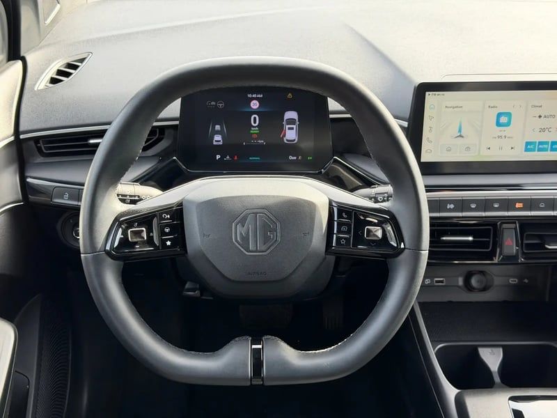 Photo de la voiture MG MG3 1.5 L Hybrid+ 195 ch Luxury
