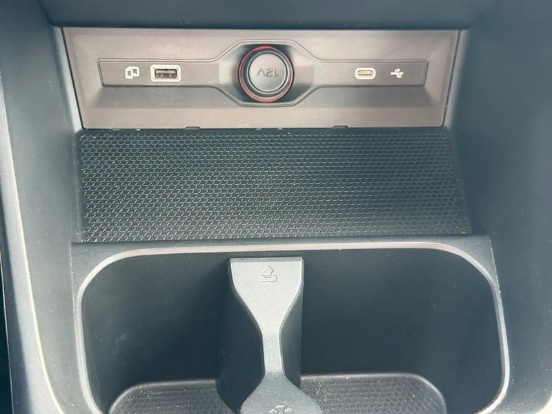 Photo de la voiture MG MG3 1.5 L Hybrid+ 195 ch Luxury