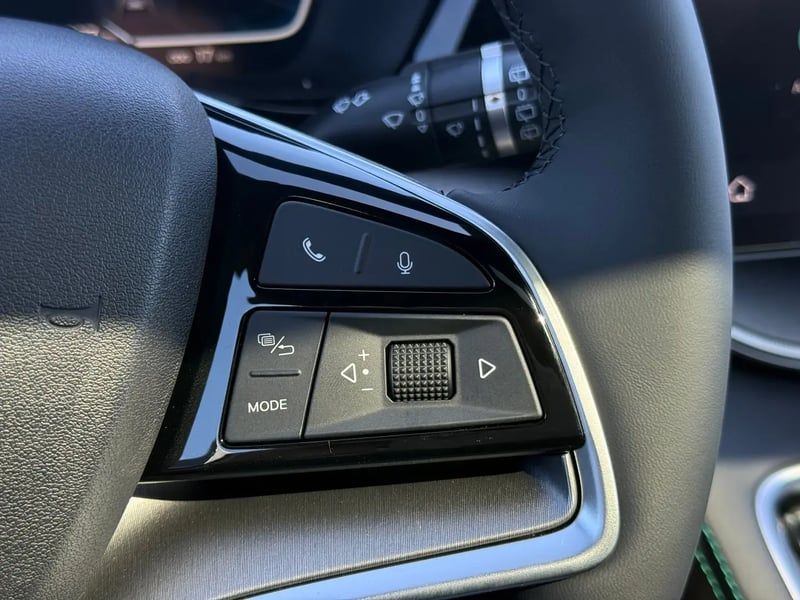 Photo de la voiture BYD SEAL U 1.5l DM-i 218 ch PHEV Boost