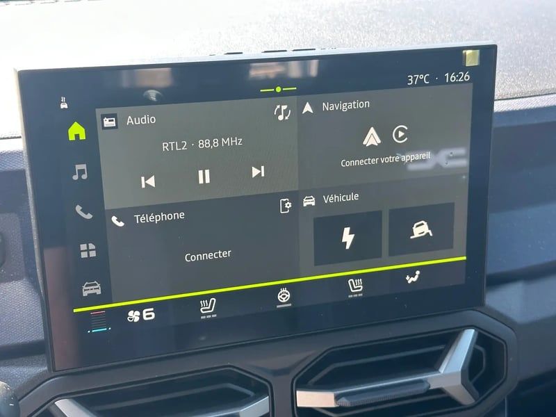 Photo de la voiture DACIA DUSTER Hybrid-G 150 4x4 Expression