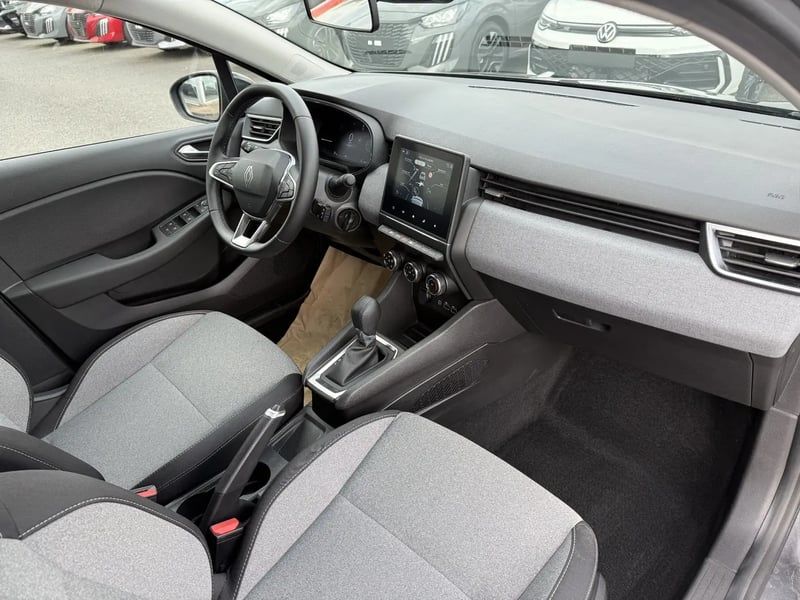 Photo de la voiture RENAULT CLIO V TCe 90 X-Tronic Evolution