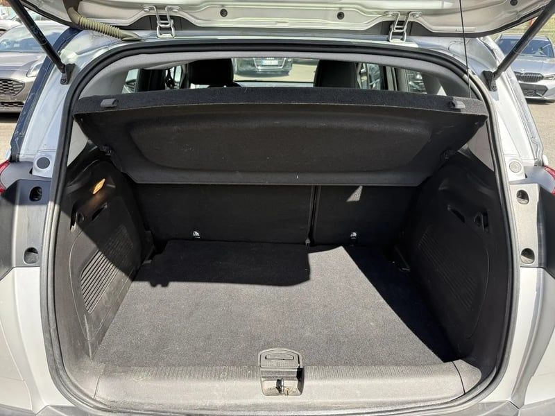 Photo de la voiture OPEL CROSSLAND X 1.5 D 102 ch Innovation