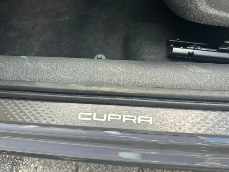 Photo de la voiture CUPRA FORMENTOR 2.0 TDI 150 ch DSG7 V
