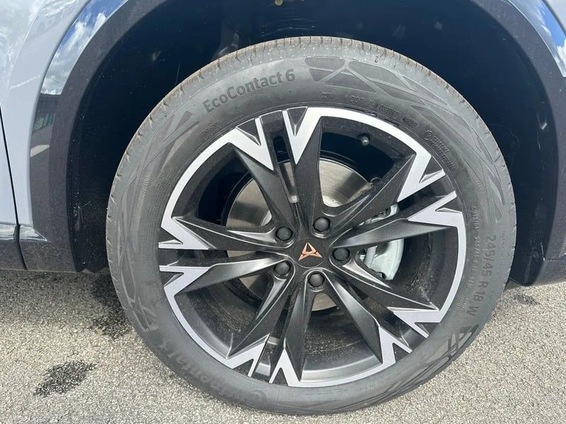 Photo de la voiture CUPRA FORMENTOR 2.0 TDI 150 ch DSG7 V