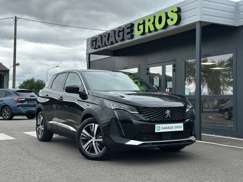Photo de la voiture PEUGEOT 3008 Hybrid 180 e-EAT8 Allure Pack