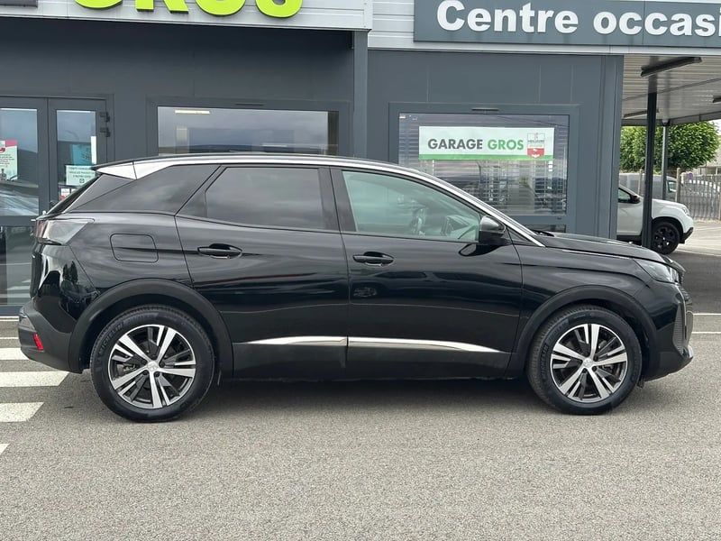 Photo de la voiture PEUGEOT 3008 Hybrid 180 e-EAT8 Allure Pack