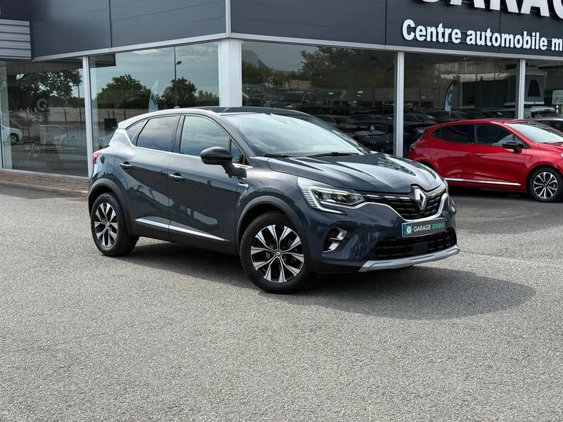 Photo de la voiture RENAULT CAPTUR mild hybrid 140 Techno