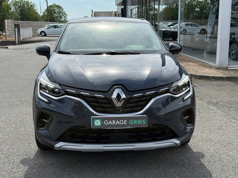 Photo de la voiture RENAULT CAPTUR mild hybrid 140 Techno