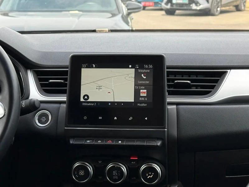 Photo de la voiture RENAULT CAPTUR mild hybrid 140 Techno