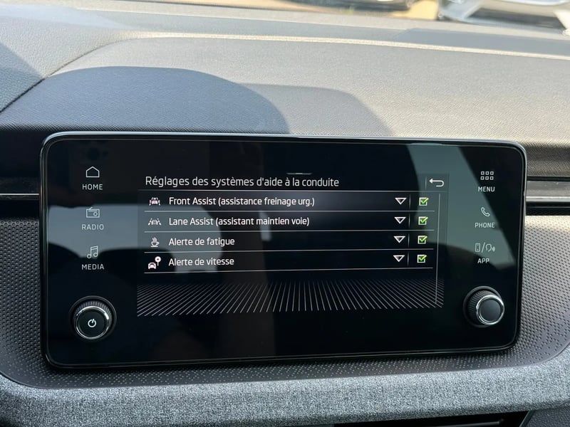 Photo de la voiture SKODA KAMIQ 1.0 TSI Evo 2 116 ch BVM6 Selection
