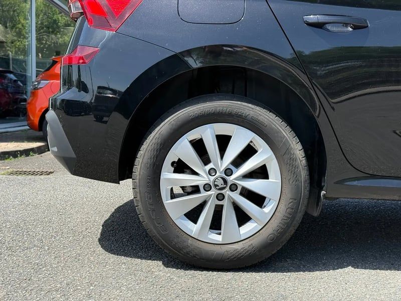 Photo de la voiture SKODA KAMIQ 1.0 TSI Evo 2 116 ch BVM6 Selection