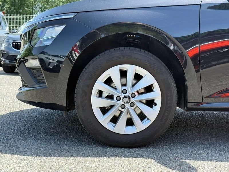 Photo de la voiture SKODA KAMIQ 1.0 TSI Evo 2 116 ch BVM6 Selection