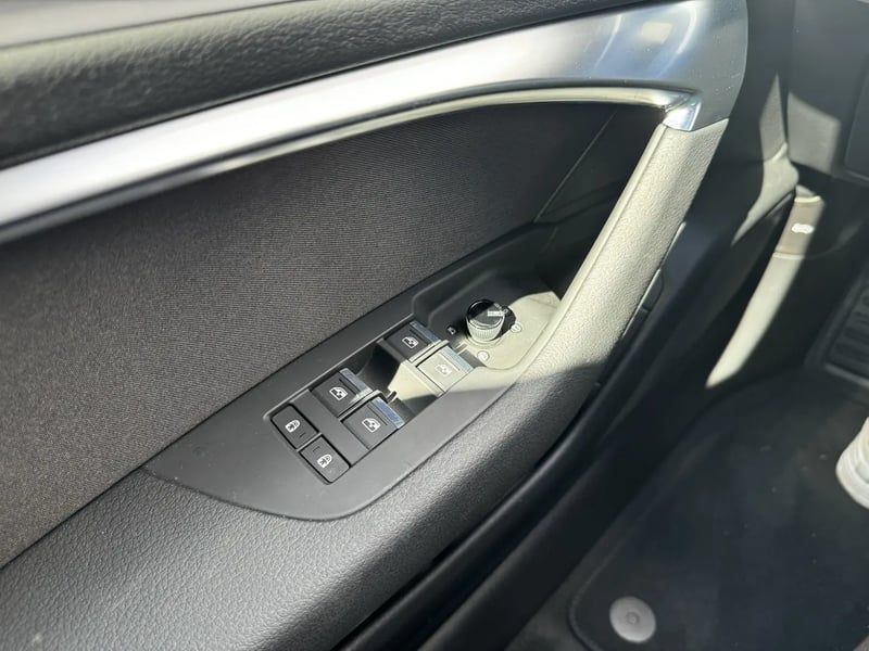 Photo de la voiture AUDI A6 35 TDI 163 ch S tronic 7