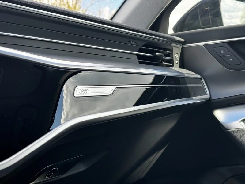 Photo de la voiture AUDI A6 35 TDI 163 ch S tronic 7