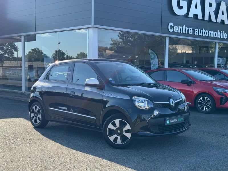Photo de la voiture RENAULT TWINGO III 0.9 TCe 90 Energy E6C Limited