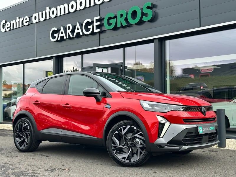 Photo de la voiture RENAULT CAPTUR Captur 1.6 E-Tech full hybrid 145ch esprit Alpine