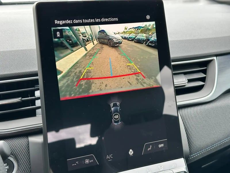 Photo de la voiture RENAULT CAPTUR Captur 1.6 E-Tech full hybrid 145ch esprit Alpine